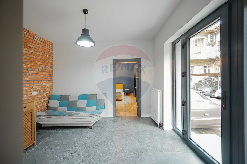 2 room Apartment for rent, Ultracentral area