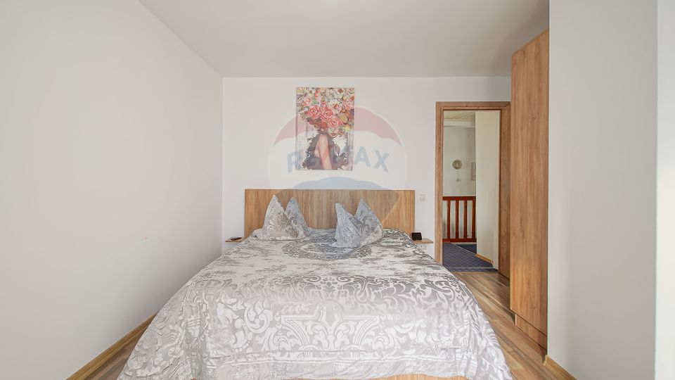 Vilă cu farmec istoric în Bușteni, pensiune sau locuință de vacanță!