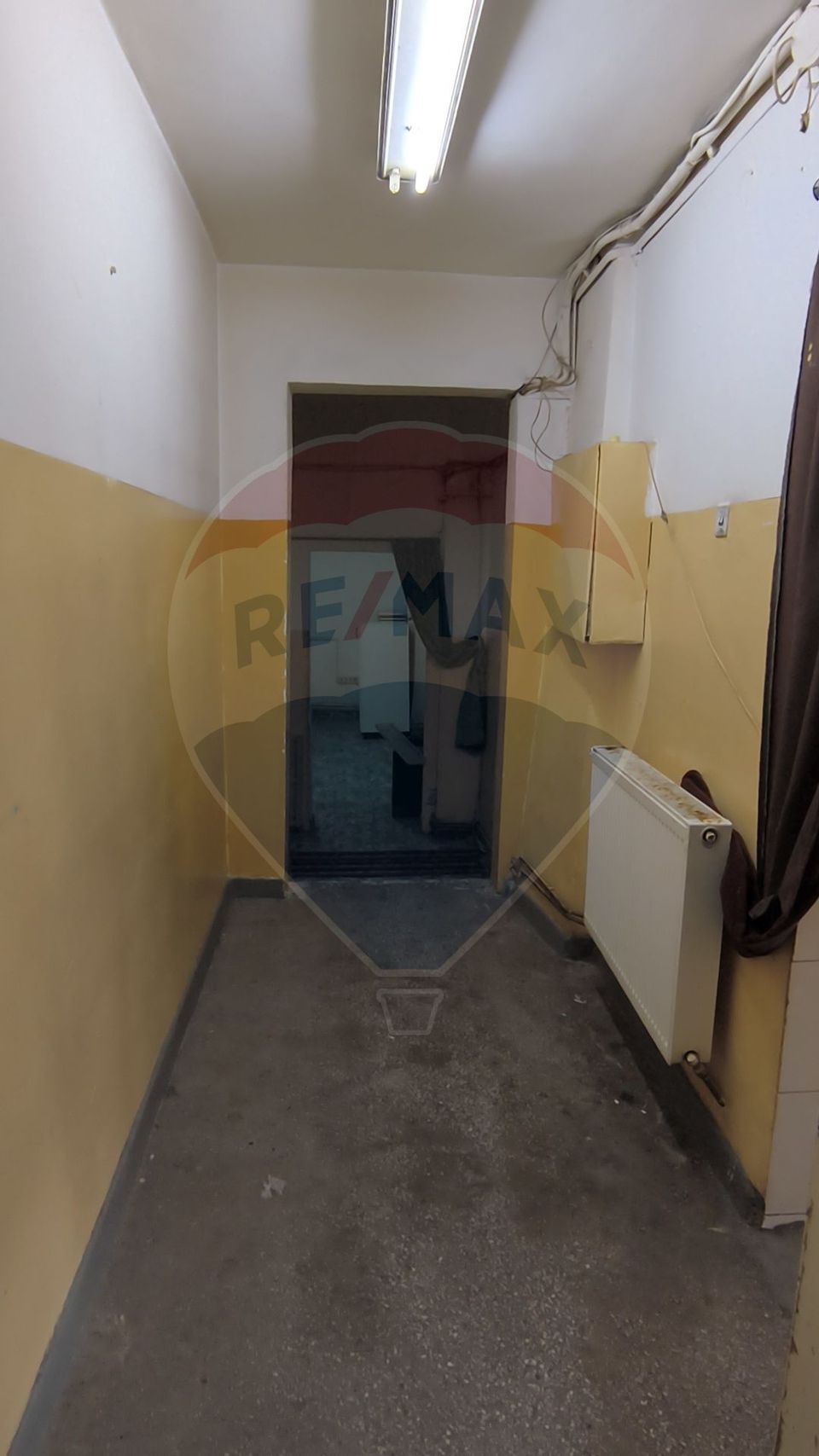 125sq.m Commercial Space for rent, Manastur area