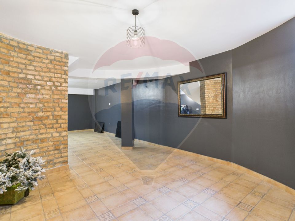 5 room House / Villa for sale