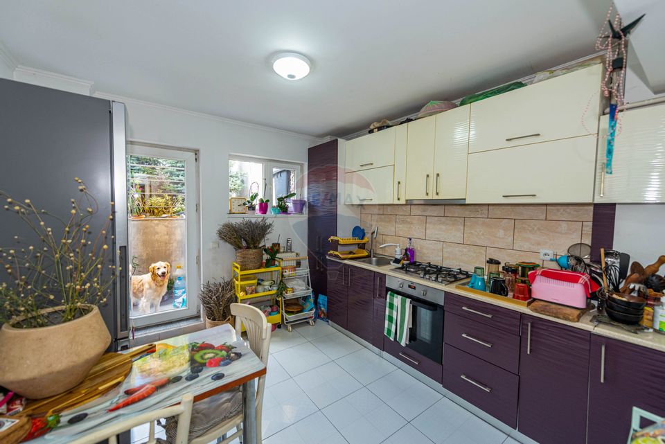 Special 3-room apartment, detached, for sale, 100sqm own courtyard