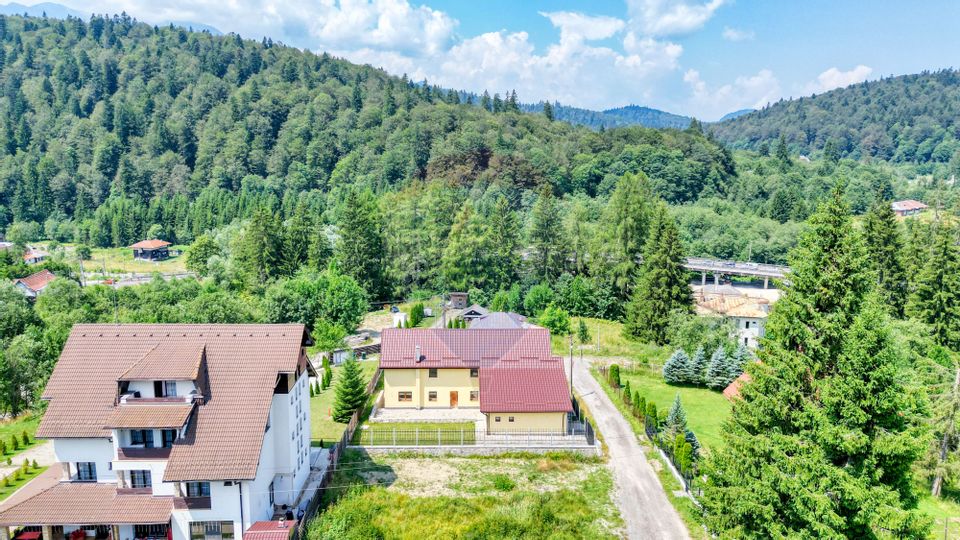 Casă / Vilă cu 6 camere de vânzare în Predeal