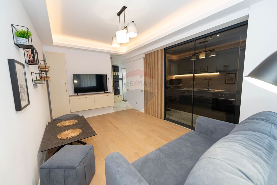 Rent apartment 2cam, block 2023, Piata Constitutiei fantani