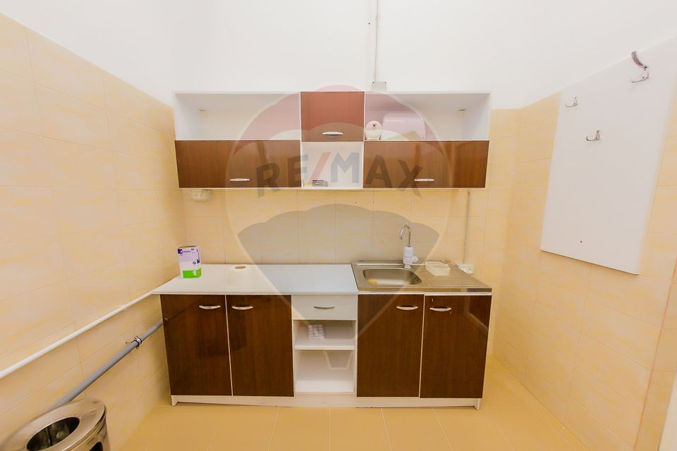 1,405sq.m Commercial Space for rent, Grivitei area