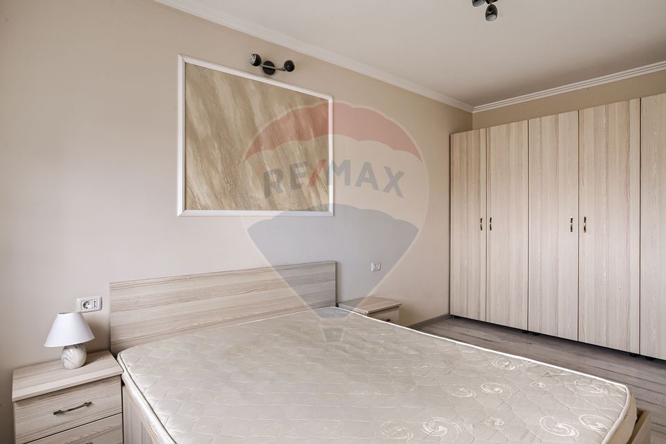 Apartament cu 2 camere de închiriat în zona Ultracentral