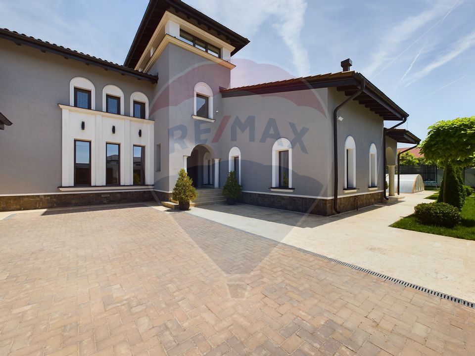 Unique Opportunity: Luxury House with Pool and Premium Finishes
