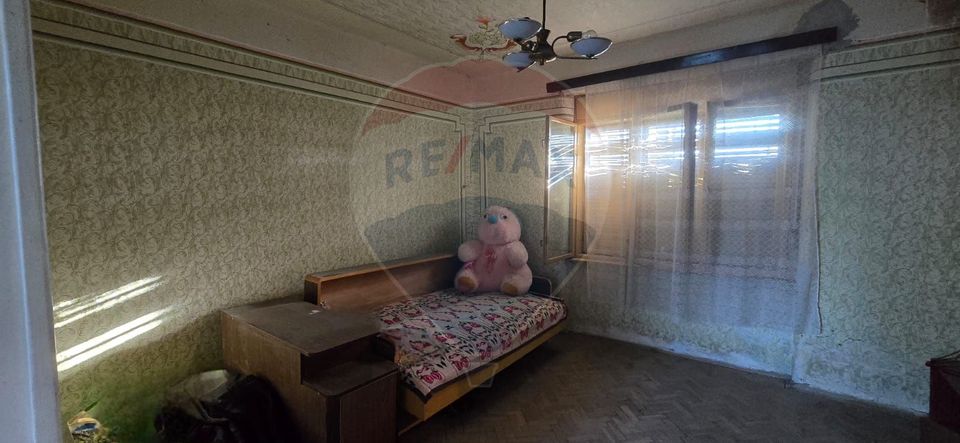 4 room House / Villa for sale