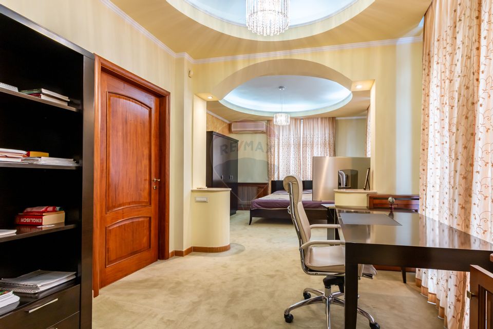 Villa with 11 rooms for sale Zagazului/Herastrau