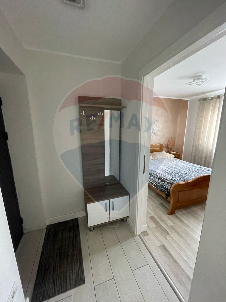Apartament cu 3 camere de închiriat în zona Mihai Viteazu