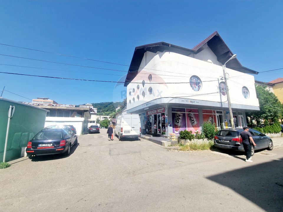 552sq.m Commercial Space for sale, Darmanesti area