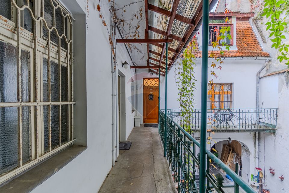 2 room Apartment for sale, Centrul Istoric area