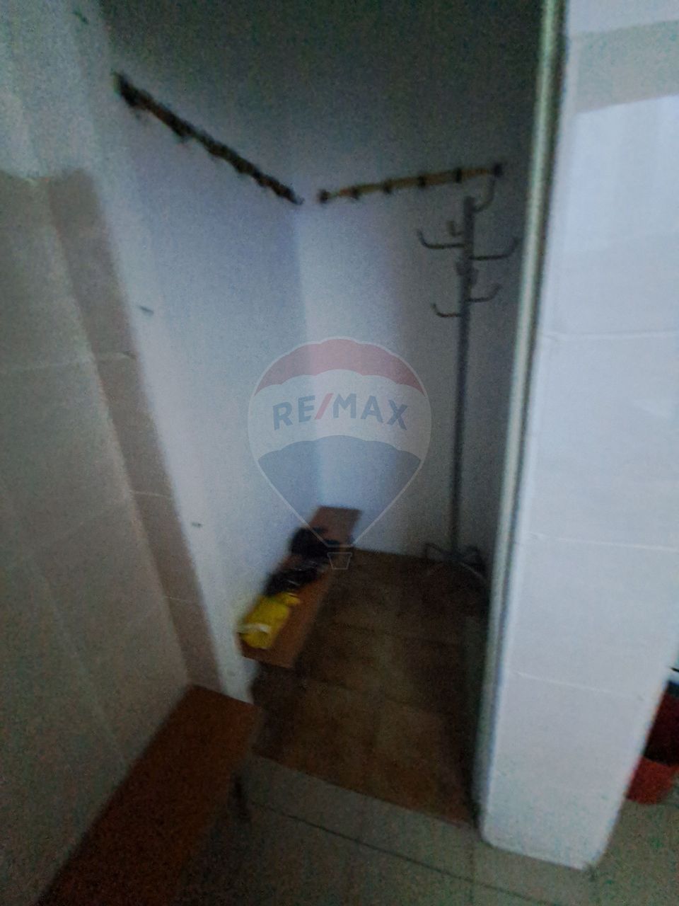 160sq.m Commercial Space for rent, 1 Mai area