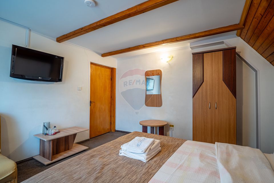 Apartament Busteni – Etaj Integral Vilă – 4 Camere