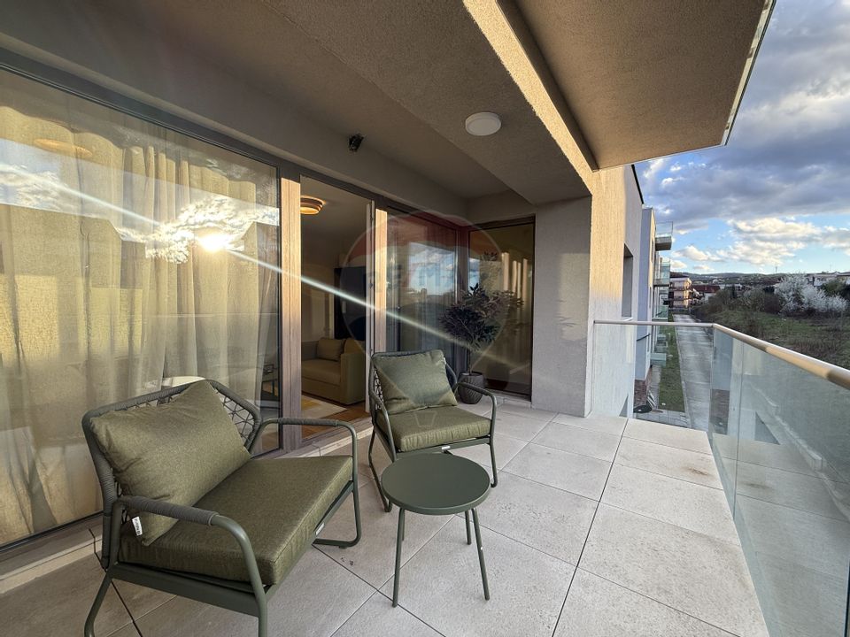 Apartament 70mp, 2 bai, terasa 10mp, garaj subteran