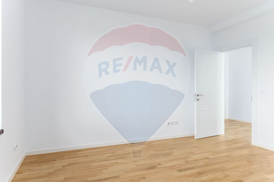 Vilă frumoasa cu 5 camere, 700 mp currte si pompa de caldura - Saftica