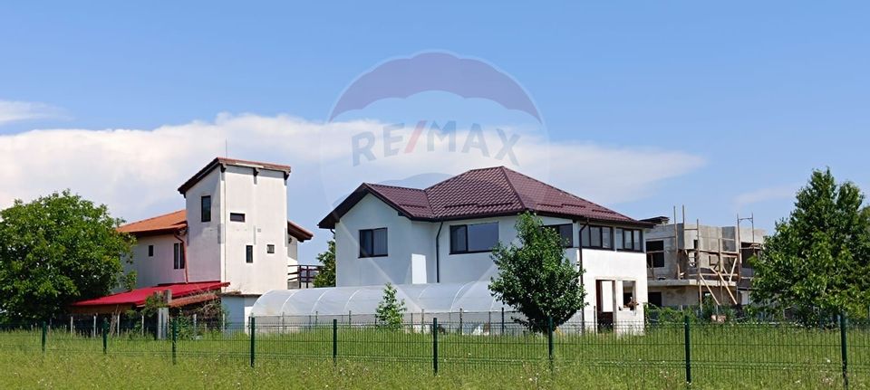 Teren 2,000mp Snagov / Strada Milcov