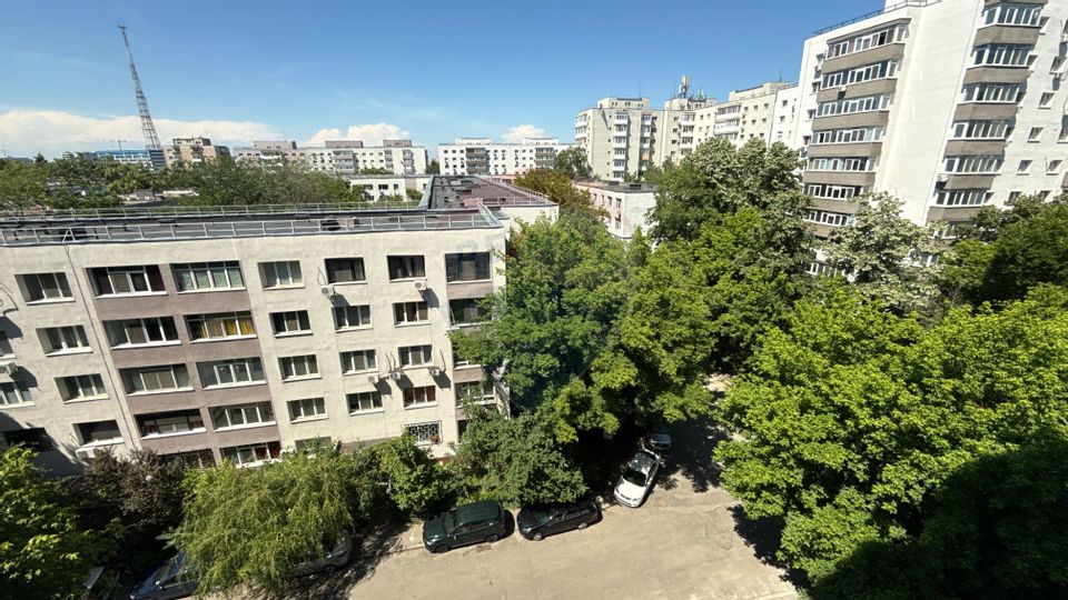 3 room Apartment for sale, Politehnica area