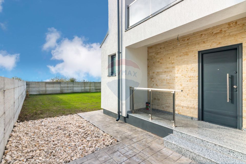 Casă / Vilă de vanzare in Mogosoaia, adiacent Martha Bibescu