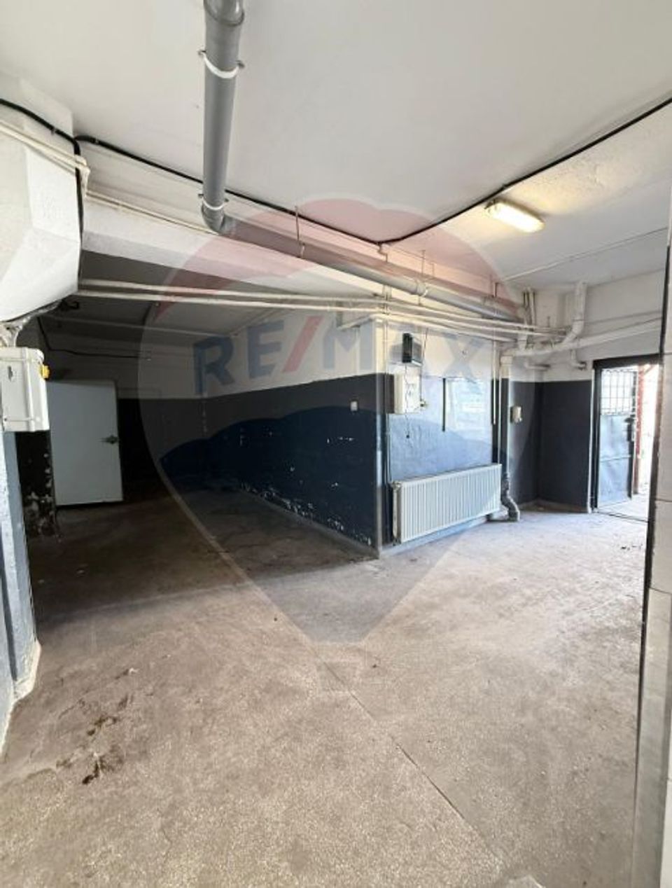 Spațiu industrial-220 mp cu rampă și parcare-zona Orașul de Jos Sibiu