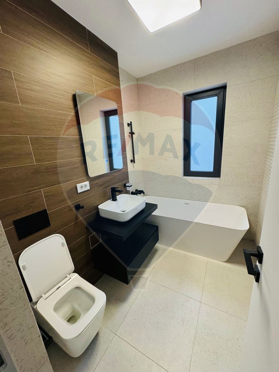 4 room House / Villa for sale