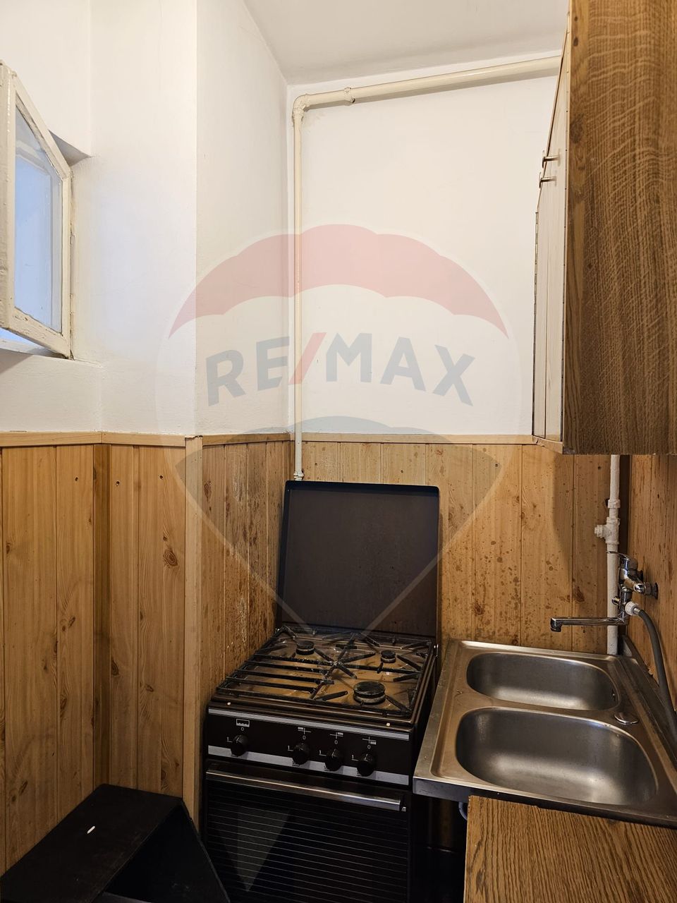 Garsoniera -Versatilitate Excelenta pe Calea Bucuresti, Brasov