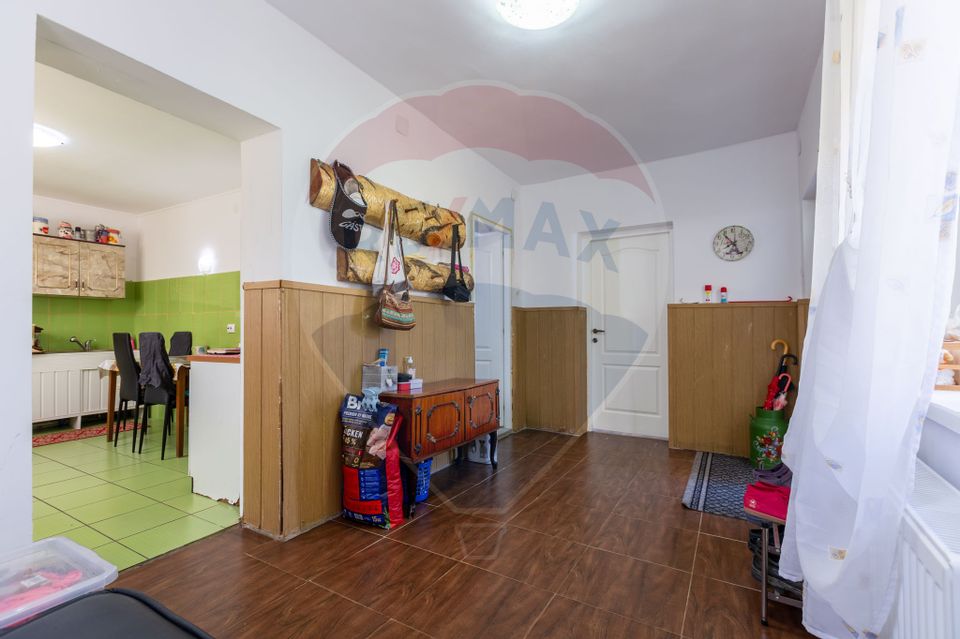 3 room House / Villa for sale, Est area