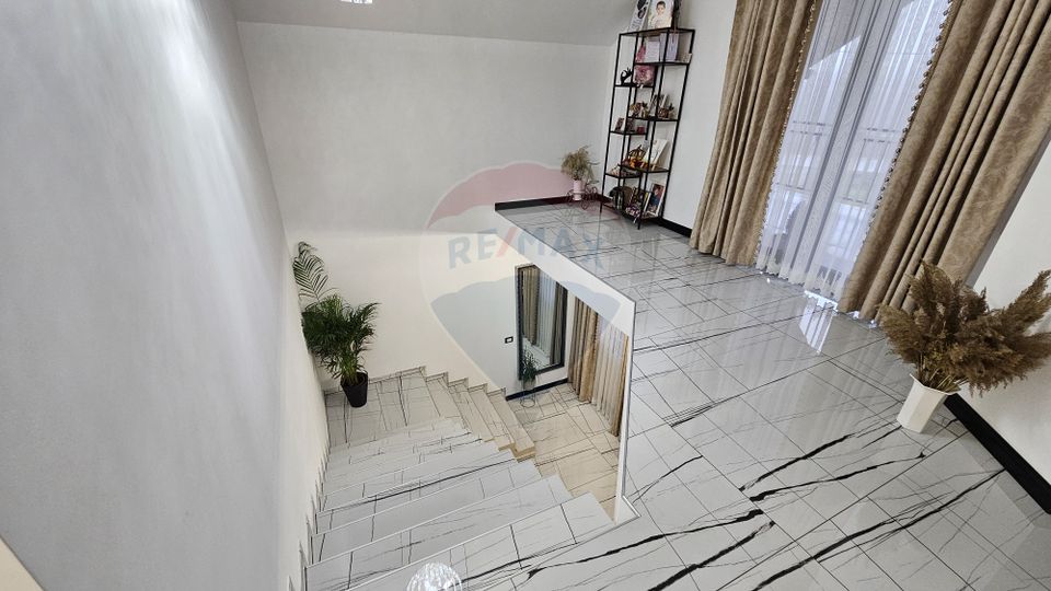 Casă / Vilă de lux, Moara Nica, Suceava