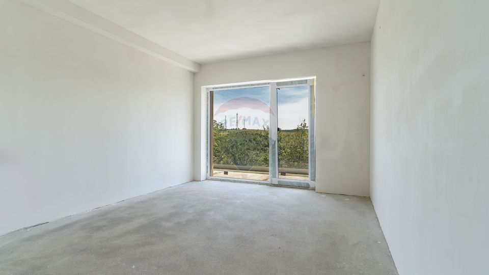 Casa individuala, 5 camere, 60mp terase, teren 750mp,comision 0