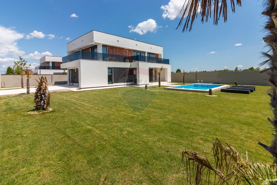 Vila Luxury de Vanzare in Balotesti