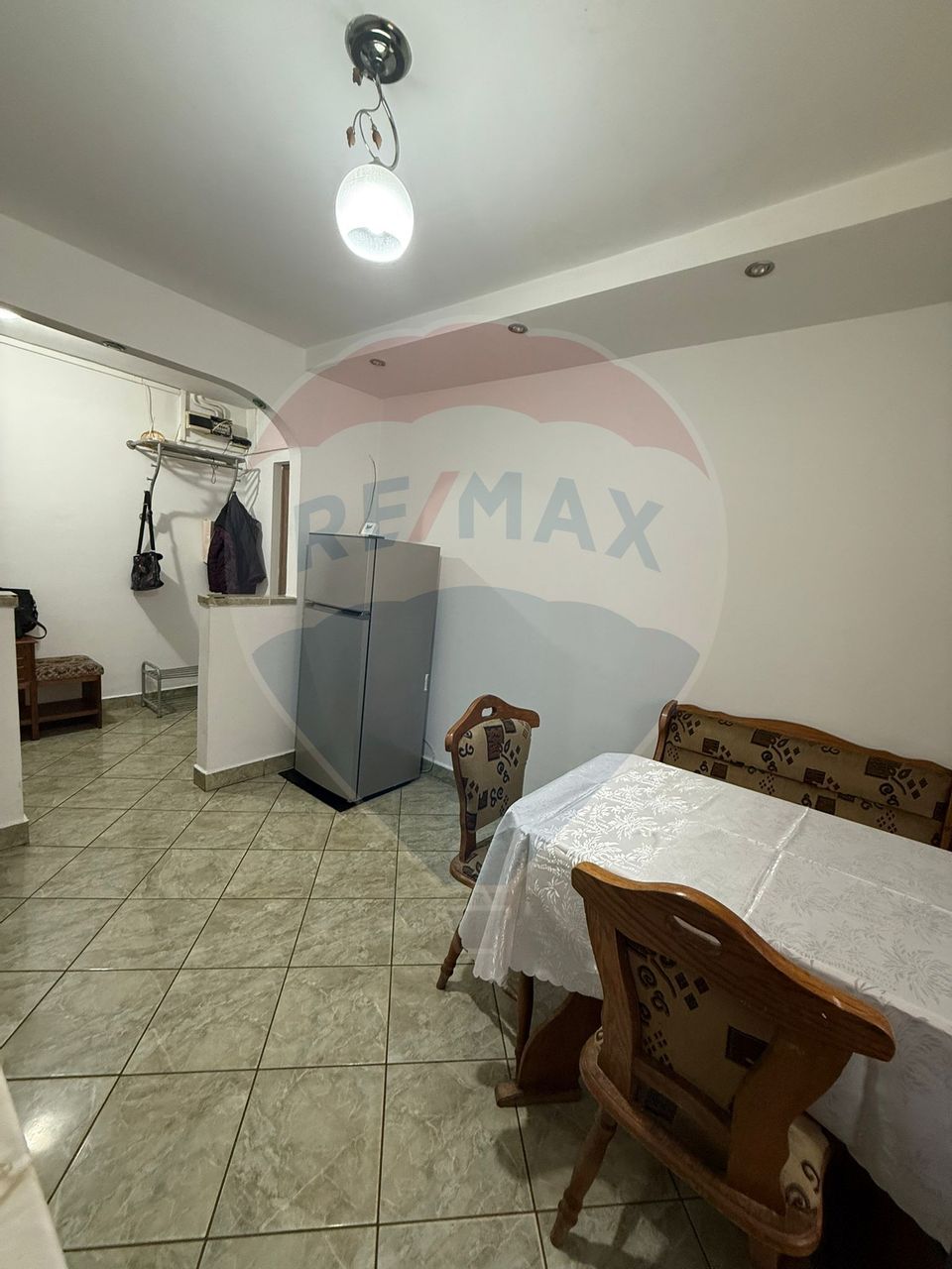 3 room Apartment for rent, Lapus Arges area