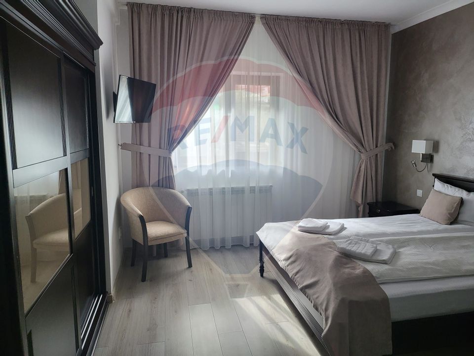 21 room Hotel / Pension for sale, Est area