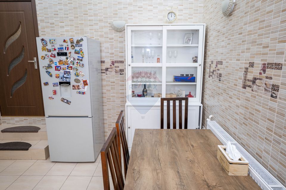 5 room House / Villa for sale