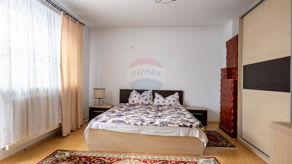 5 room House / Villa for sale