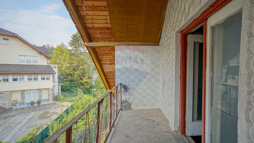 6 room House / Villa for sale, Brasovul Vechi area