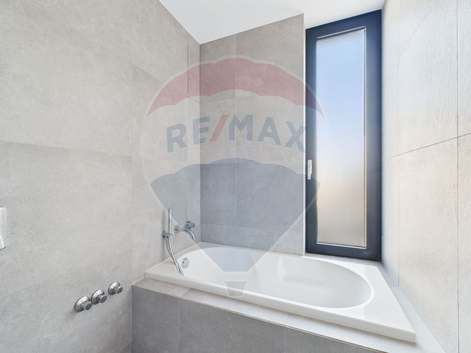 Vila moderna cu finisaje premium in Amber Forest – zona de Nord