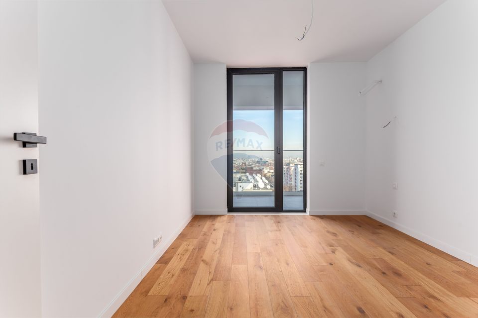 Double Studio (2 rooms) in Expozitiei Blvd., Agronomy, Press Square