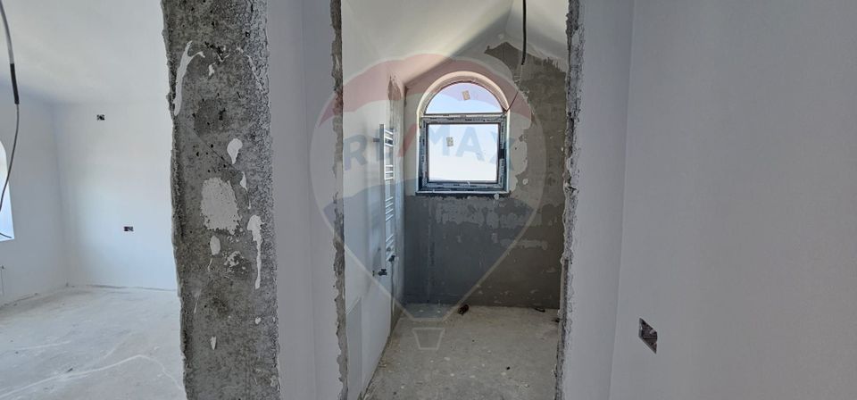 Vilă cu 4 camere de vânzare, Corbeanca