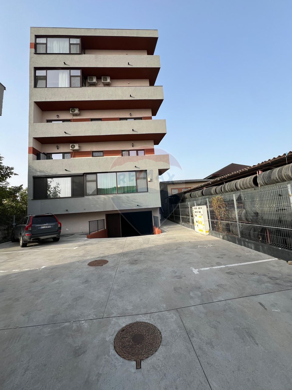 Apartament de vanzare cu 3 camere in Constanta Ovidiu