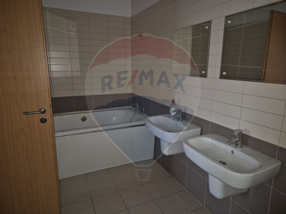 Spațiu de birouri de închiriat în zona Bistrita Lac- Cora