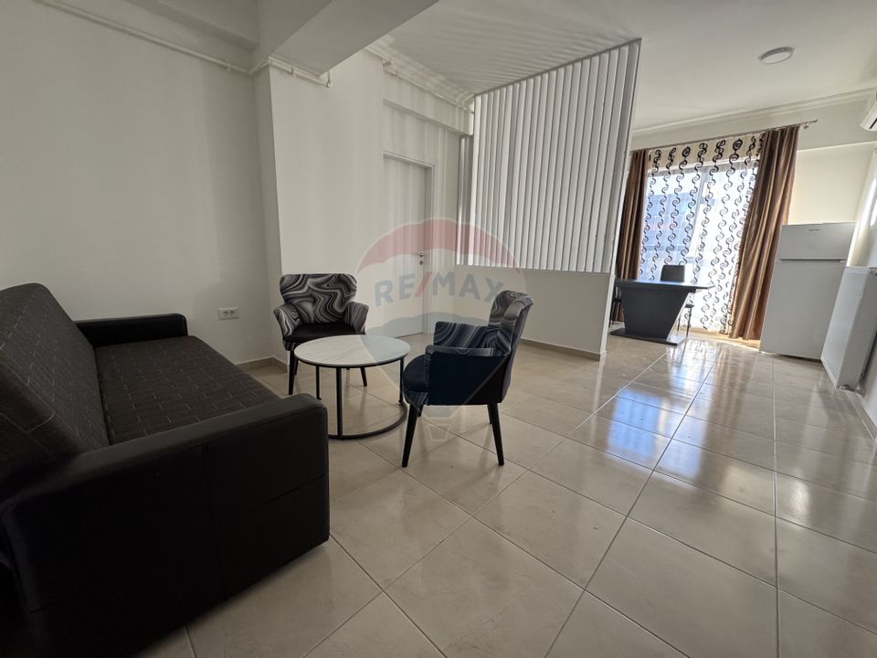 Apartament 3 camere de inchiriat în  zona Energia Constanta