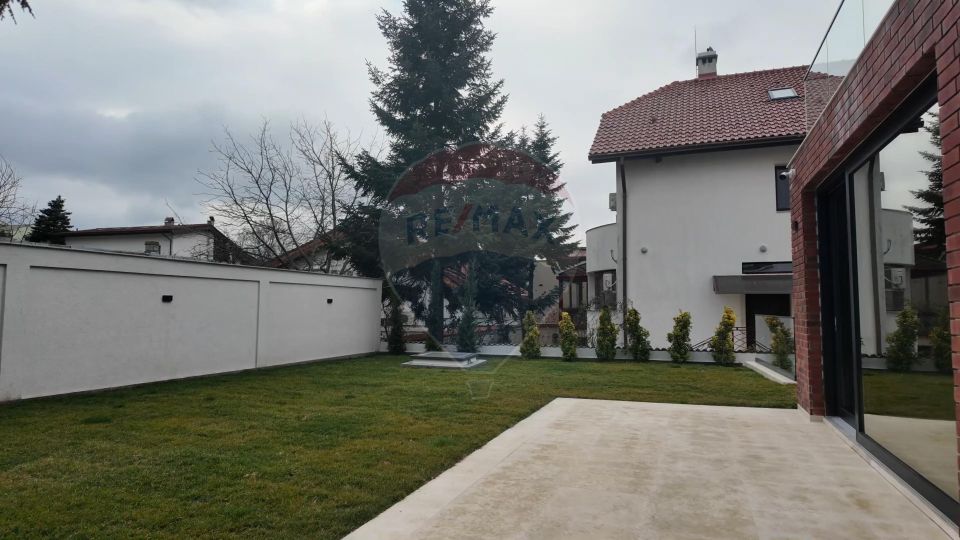 Clădire modernă S+P+2E+M, multiple posibilități de utilizare, Băneasa