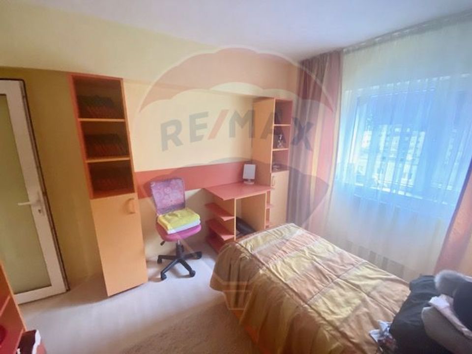 4 room Apartment for rent, Valea Cetatii area