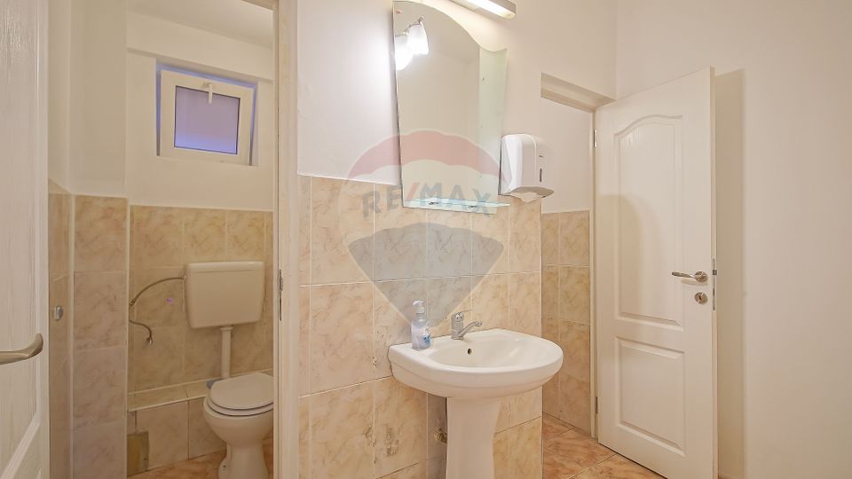 400sq.m Office Space for rent, Central area