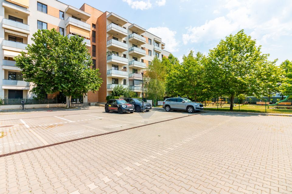 Apartament de vânzare 3 camere Adora Bucuresti/Pipera curte proprie