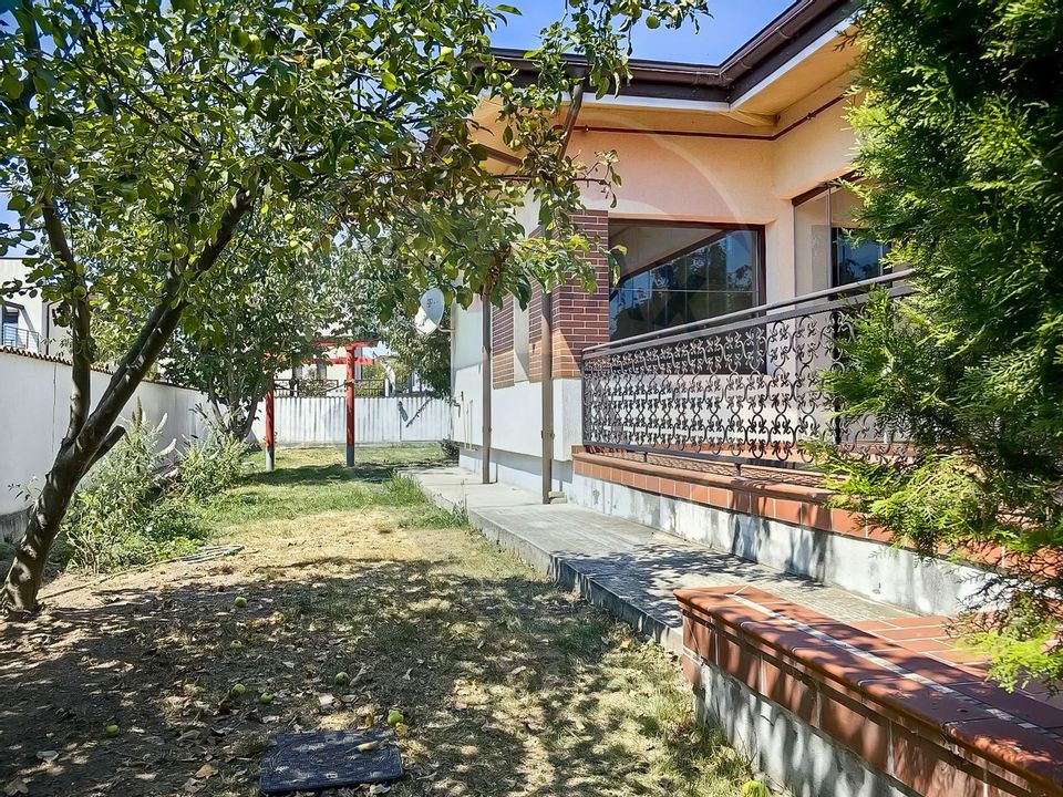 Vila cu doua unitati locative de inchiriat în zona de Nord / Sisesti