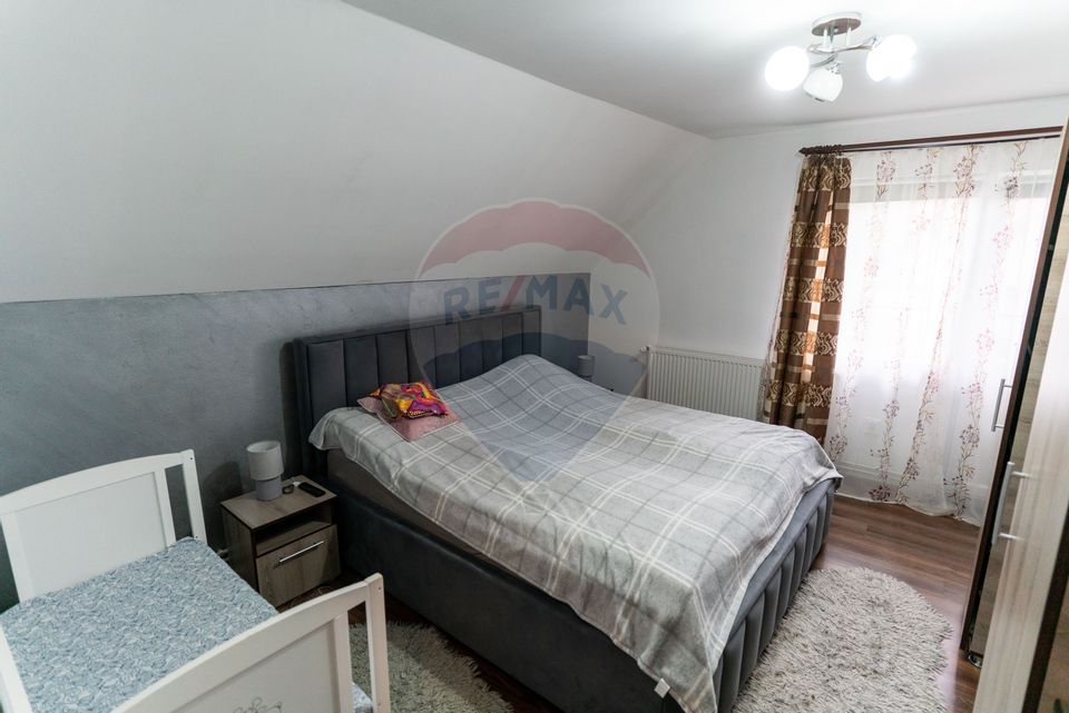 Casă / Vilă deosebita de vânzare, Hateg jud. Hunedoara