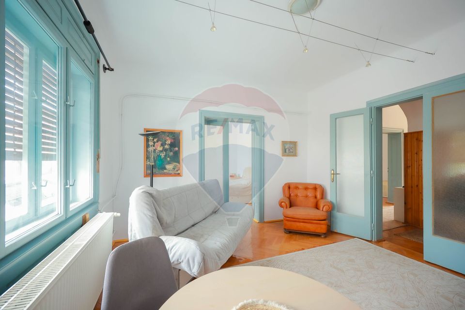 4 room House / Villa for sale, Central area