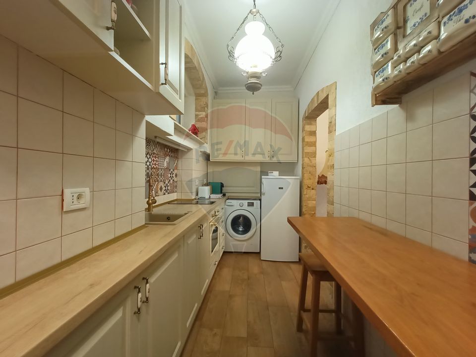 Apartament cu 2 camere de inchiriat in Centrul Istoric | Parcare