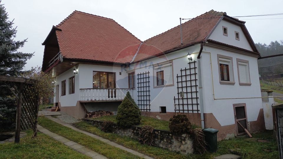 4 room House / Villa for sale