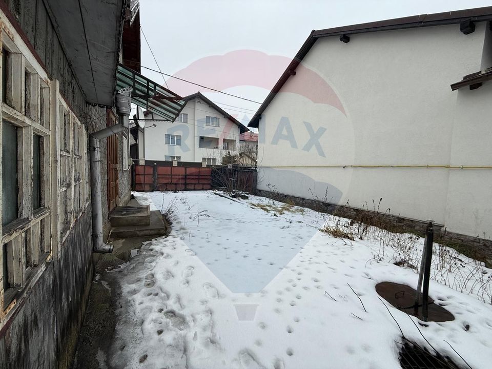 Casă cu Teren de Vânzare în Gura Humorului – strada Pajiștei